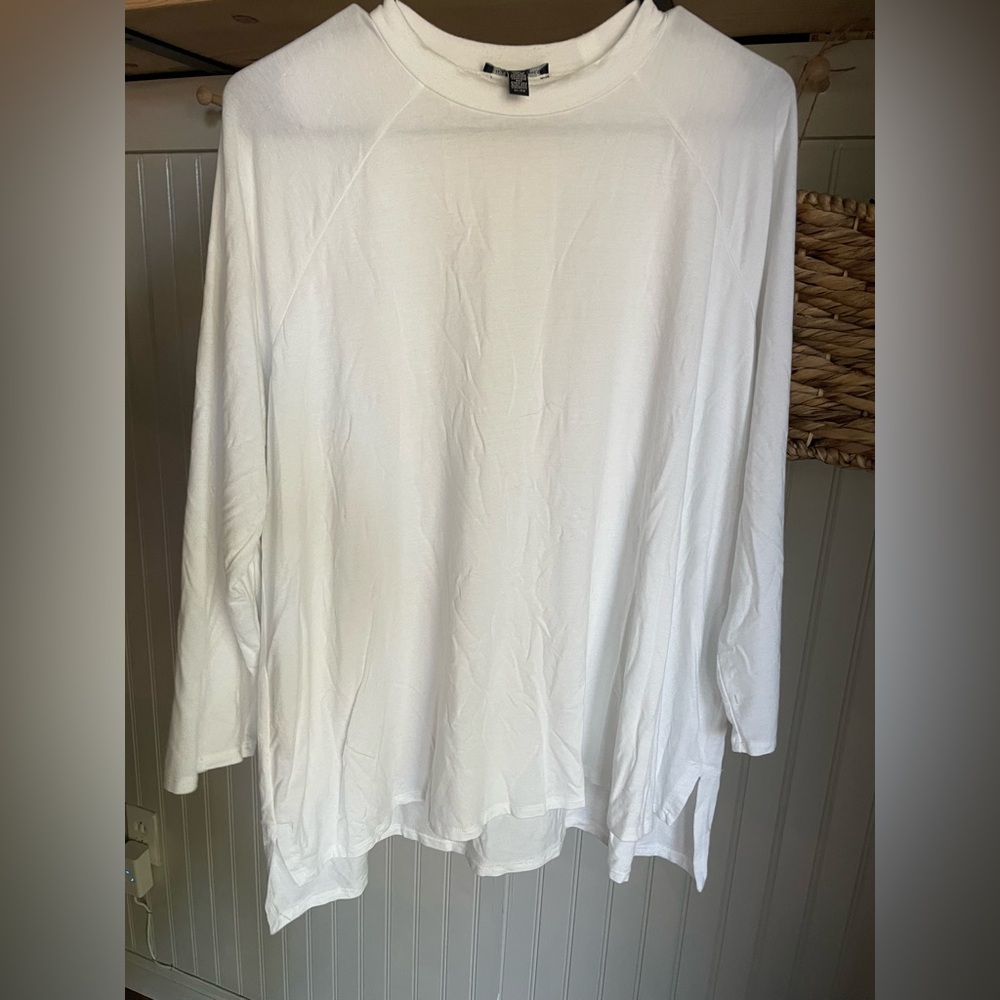 eileen fisher white crew neck raglan sleeve size XL